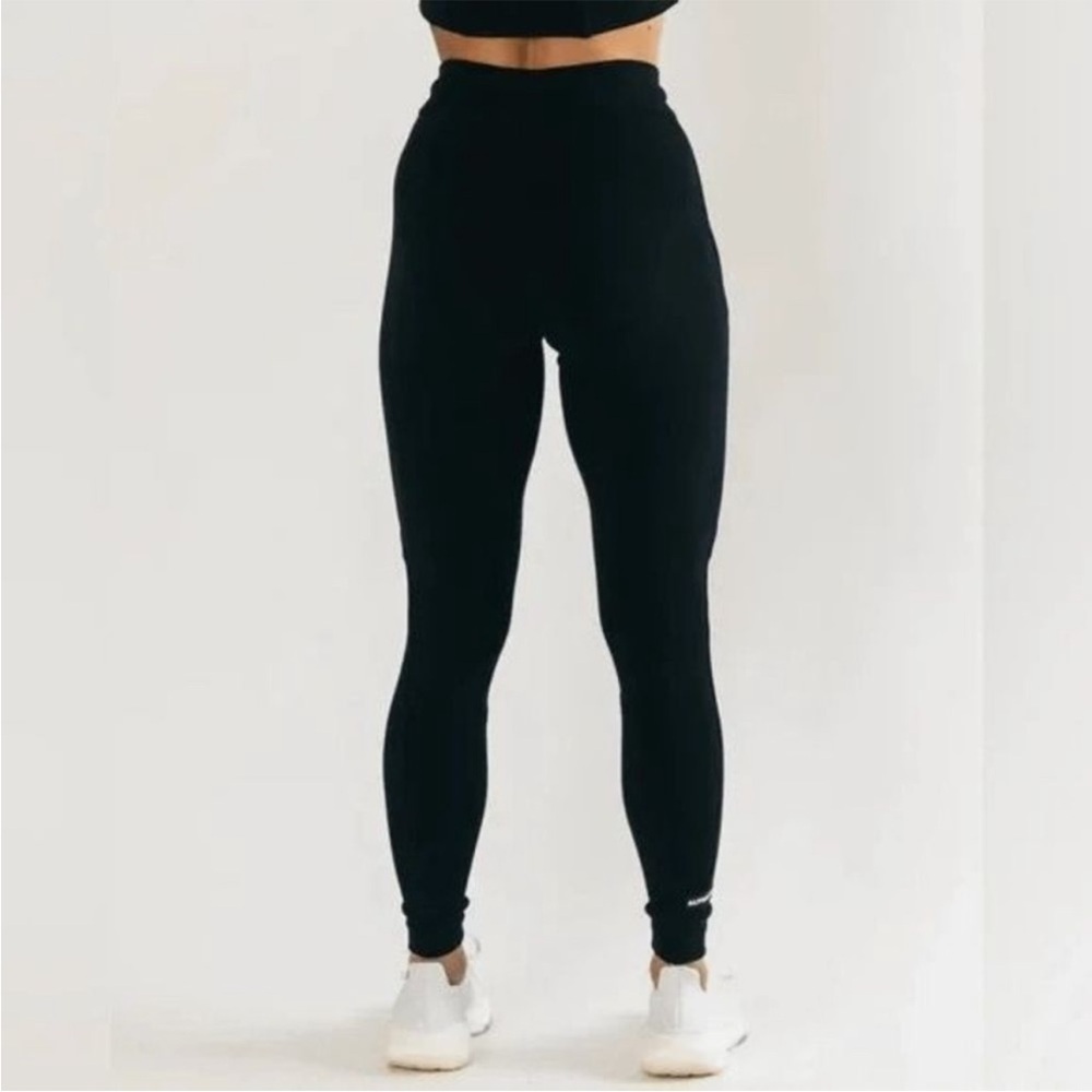 Alphalete Identity Jogger Black Small - Picture 2 of 14